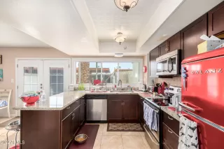 Photo #3: 6484294 Listing 