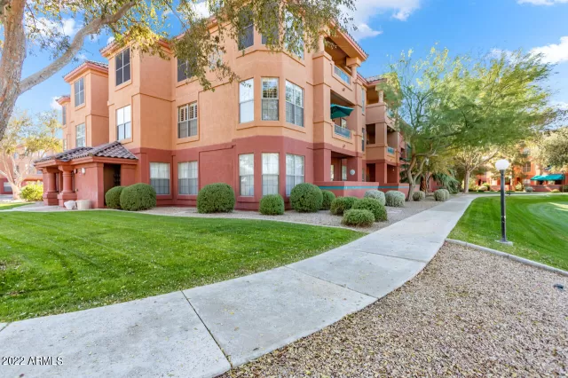 MLS: 6484464 Condo For Sale