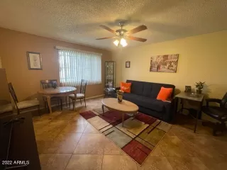 Photo #5: 6484503 Listing