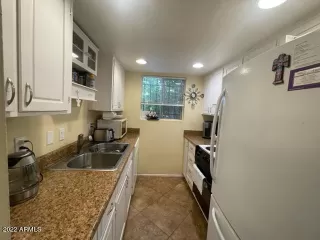 Photo #6: 6484503 Listing