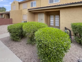 Photo #3: 6484522 Listing