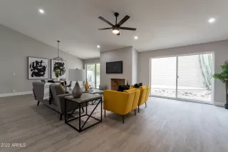 Photo #6: 6484552 Listing