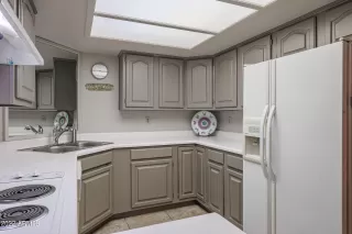 Photo #2: 6484645 Listing