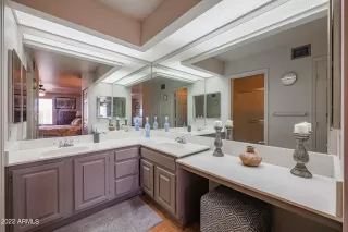 Photo #4: 6484645 Listing