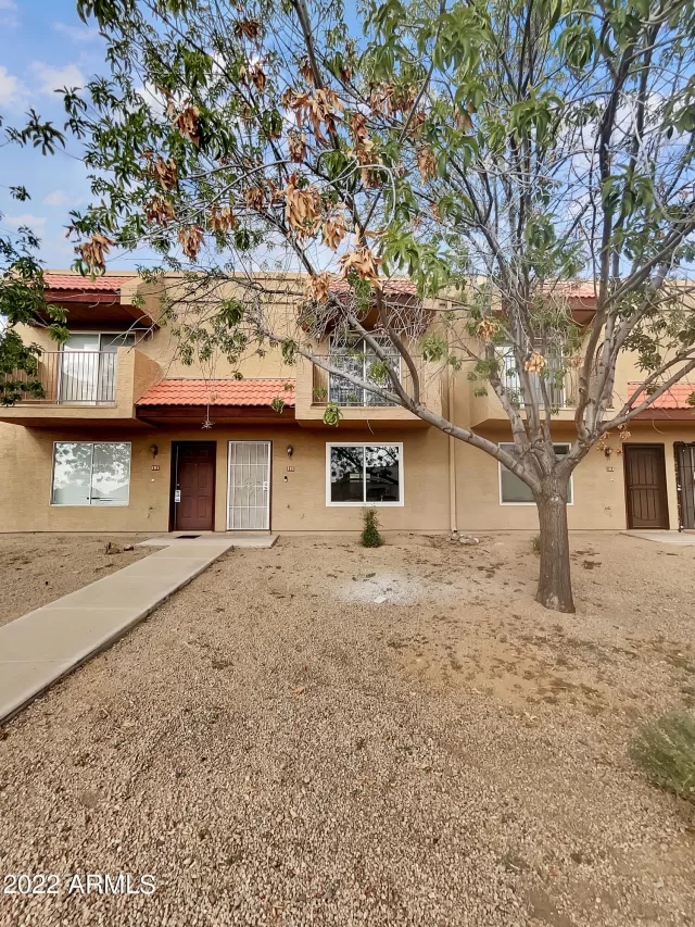 MLS: 6484946 Condo For Sale