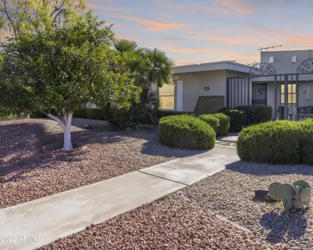 MLS: 6485072 Condo For Sale