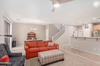 Photo #4: 6485567 Listing