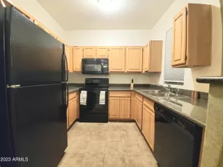 Photo #6: 6485835 Listing