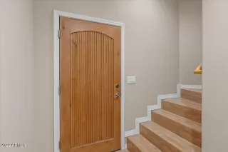 Photo #2: 6485981 Listing