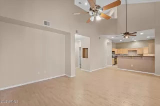 Photo #4: 6485981 Listing