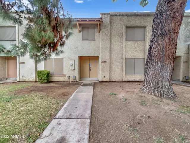 MLS: 6486063 Condo For Sale