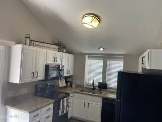 Photo #1: 6486086 Listing