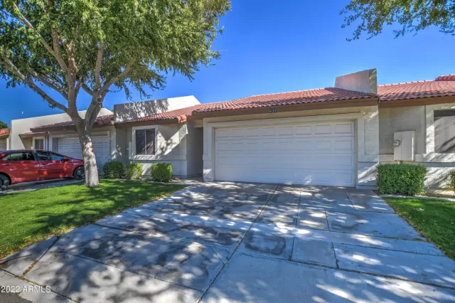 MLS: 6486134 Condo For Sale