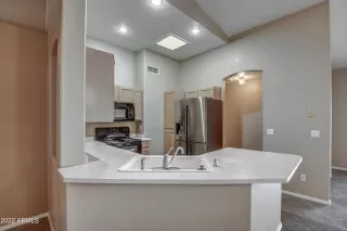 Photo #6: 6486134 Listing 