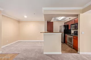 Photo #5: 6486183 Listing 