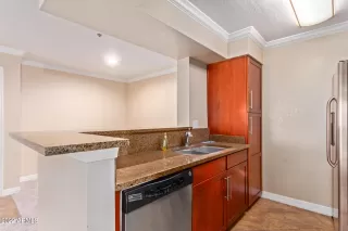Photo #6: 6486183 Listing 