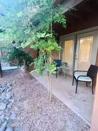 Photo #4: 6486317 Listing