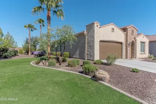 Photo #2: 6486346 Listing