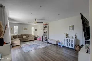 Photo #3: 6486429 Listing 