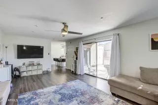 Photo #6: 6486429 Listing 