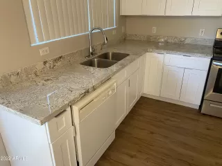 Photo #4: 6486450 Listing 