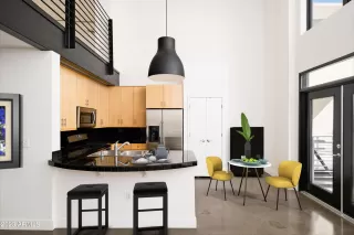 Photo #2: 6486461 Listing