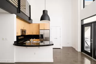 Photo #3: 6486461 Listing