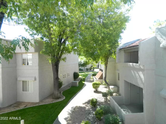 MLS: 6486467 Condo For Sale