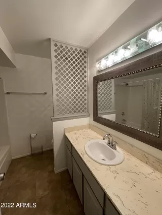 Photo #6: 6486482 Listing 