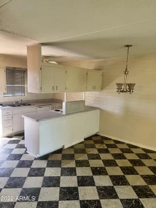 Photo #4: 6486489 Listing