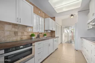 Photo #4: 6486598 Listing 