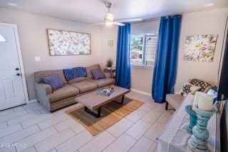 Photo #2: 6486702 Listing 