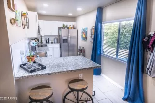 Photo #3: 6486702 Listing 