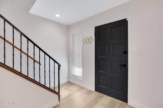 Photo #2: 6486801 Listing