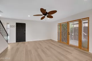 Photo #5: 6486801 Listing