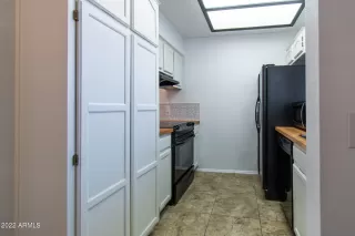 Photo #5: 6486865 Listing