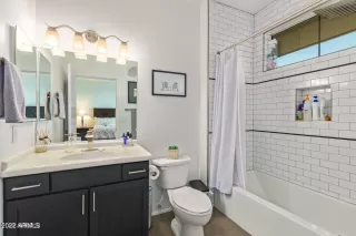 Photo #6: 6486920 Listing