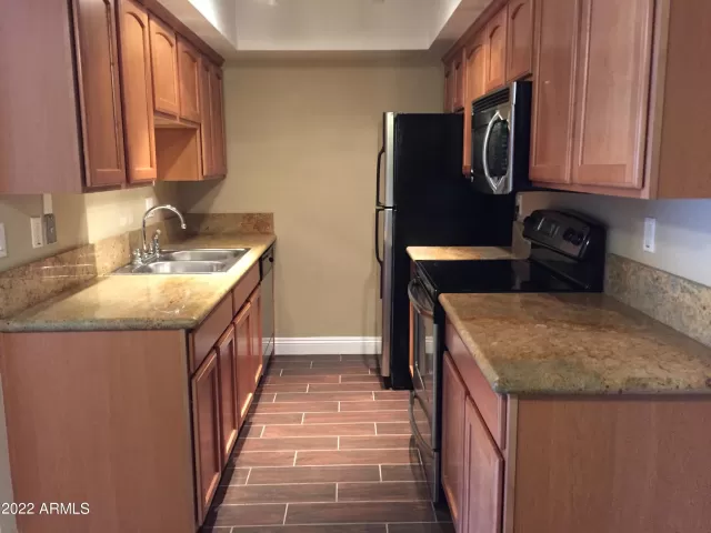 MLS: 6486994 Condo For Sale