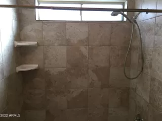 Photo #5: 6486994 Listing