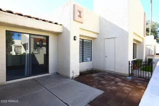 Photo #2: 6487169 Listing