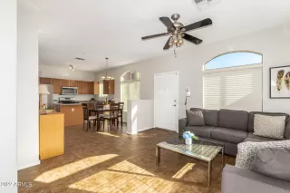 Photo #4: 6487268 Listing 