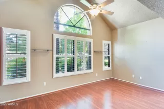 Photo #4: 6487294 Listing