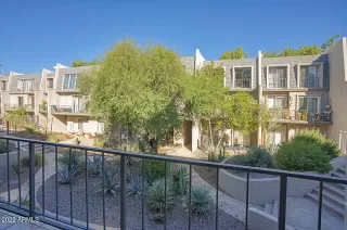 Photo #6: 6487369 Listing