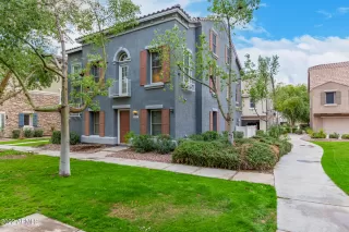 Photo #2: 6487669 Listing