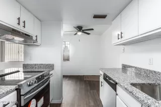 Photo #2: 6487679 Listing 