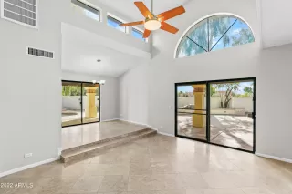 Photo #2: 6487841 Listing 