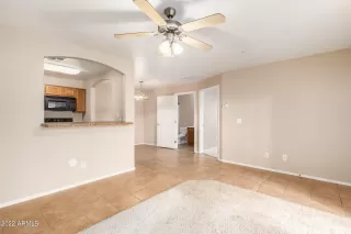 Photo #6: 6487879 Listing 