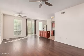 Photo #6: 6487880 Listing 