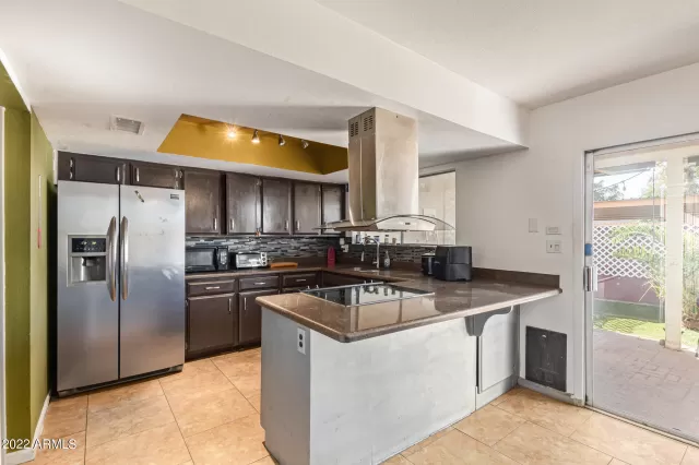 MLS: 6487972 Condo For Sale