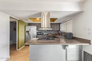 Photo #2: 6487972 Listing